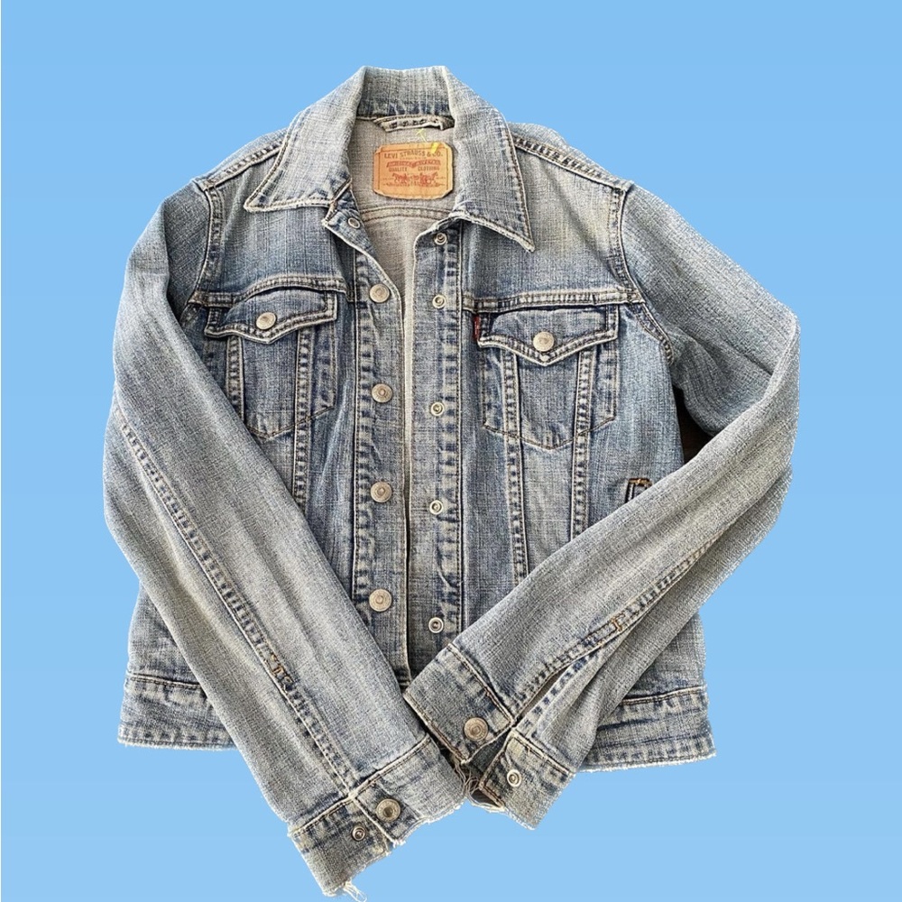 Levi’s Denim Trucker Jacket with Snap Buttons, Women’s Small